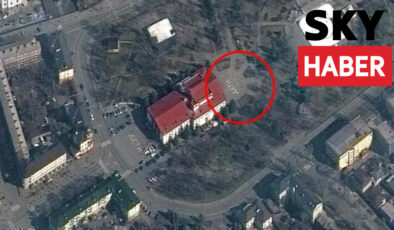 Rus ordusunun bombaladığı tiyatro binasında yürek yakan detay! Bahçesine Rusça “çocuk” yazılmış