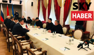 Son Dakika! Rusya ile Ukrayna heyetleri Belarus sınırında 3. kez müzakere masasına oturdu