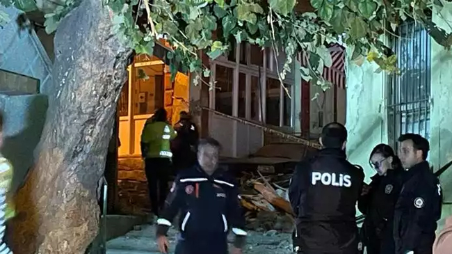 Sağlık Bakanı’ndan İzmir depremi açıklaması: 1’i ağır 7 kişinin tedavisi sürüyor, panik nedeniyle 64 kişi etkilendi